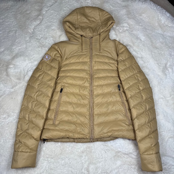 Backcountry Teo Goose Down Jacket Women's Coat Color Pika/Gold Medium - Picture 1 of 12